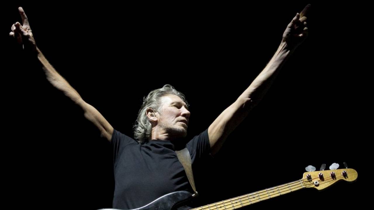 Куин уотерс. Уотерс. Roger Waters. Роб Уотерс. Кенни Уотерс.